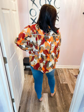 Load image into Gallery viewer, Plus Size Leopard &amp; Multi Colored Abstract Print Top
