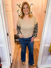 Load image into Gallery viewer, Khaki Leopard Print Sleeve Sweater
