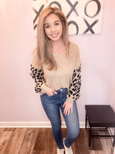 Load image into Gallery viewer, Khaki Leopard Print Sleeve Sweater

