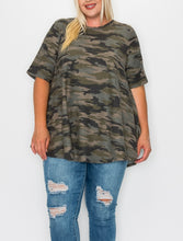 Load image into Gallery viewer, (Sizes: 3XL-5XL) Plus Size Camo Print Top
