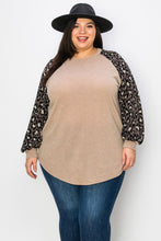 Load image into Gallery viewer, (Sizes: 3XL-5XL) Plus Size Leopard Print Sleeve Top
