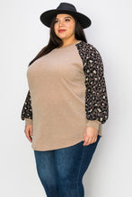 Load image into Gallery viewer, (Sizes: 3XL-5XL) Plus Size Leopard Print Sleeve Top
