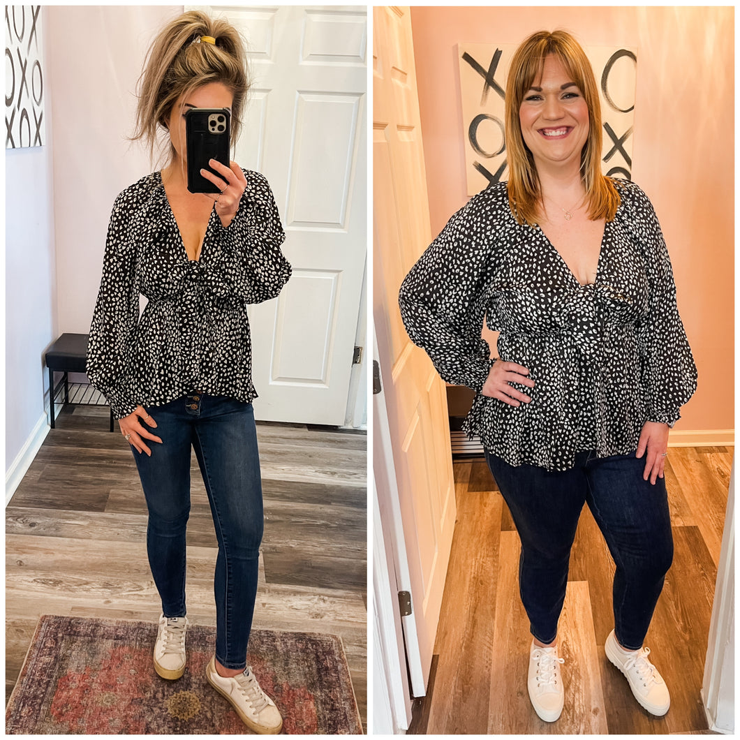 Black & White Leopard Print Stretchy Waist Band Smocked Wrists Long Sleeve Top (Sizes: S-3XL)