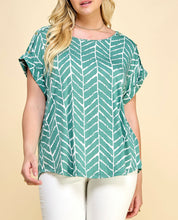 Load image into Gallery viewer, Plus Size Green &amp; White Shoulder Top
