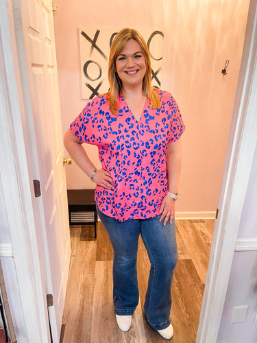 Plus Size Pink & Blue Leopard Print V Neck Top