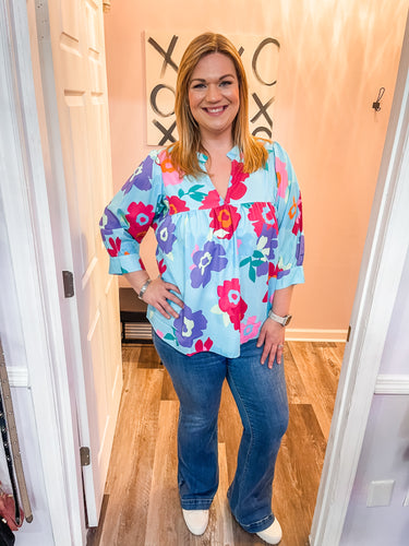 Plus Size Multi-Colored Mixed Floral Print Flutter Sleeve Top (Sizes: 1XL-4XL)