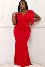 Load image into Gallery viewer, Plus Size Red Fringed Sleeve Dress
