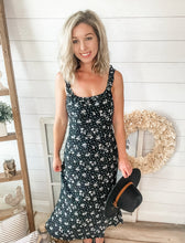 Load image into Gallery viewer, Black Floral Print Midi Dress
