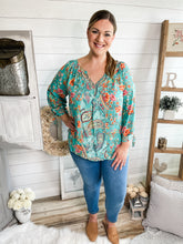 Load image into Gallery viewer, Plus Size Turquoise Floral And Paisley Print Top
