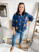 Load image into Gallery viewer, Plus Size Navy Embroidered Floral Buttoned Top
