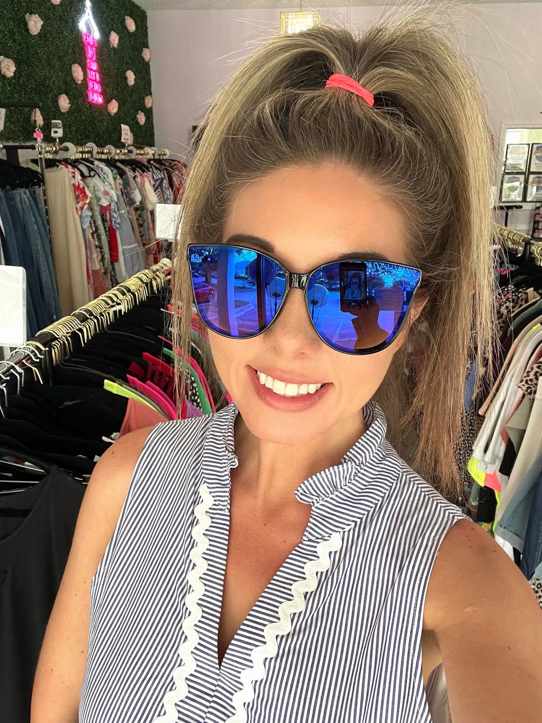 Large Cat Eye With Blue/Purple Mirror Lens