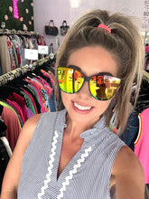 Load image into Gallery viewer, Large Cat Eye With Green/Yellow/Orange Mirror Lens
