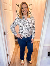Load image into Gallery viewer, White &amp; Black Leopard Print Buttoned Wrists Longs Sleeve Top
