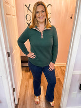 Load image into Gallery viewer, Green and Plaid Elbow Pad Quilted Pullover
