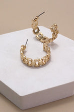 Load image into Gallery viewer, Gold Chain Design Hoop Earrings
