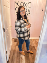 Load image into Gallery viewer, Plus Size Black &amp; Ivory Plaid Shacket
