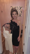 Load and play video in Gallery viewer, Black One Shoulder Flower Bodycon Dress
