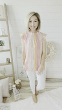 Load and play video in Gallery viewer, Aztec Ruffled Lightweight Top
