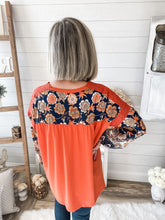 Load image into Gallery viewer, Floral Bubble Sleeve Top
