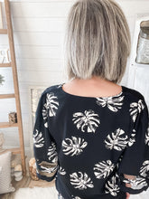Load image into Gallery viewer, Palm Leaf Top With Mesh Sleeves
