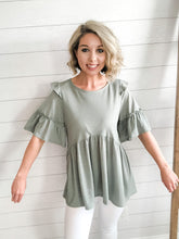 Load image into Gallery viewer, Textured Knit Ruffled Short Sleeve Top
