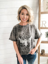 Load image into Gallery viewer, Dream On Dreamer Graphic Distressed T-Shirt
