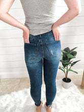 Load image into Gallery viewer, Dark Blue Wash High Rise Distressed Hem Skinny Jean
