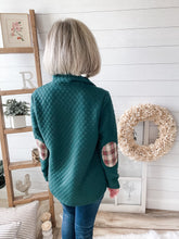 Load image into Gallery viewer, Green and Plaid Elbow Pad Quilted Pullover
