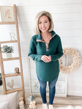 Load image into Gallery viewer, Green and Plaid Elbow Pad Quilted Pullover
