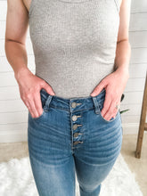 Load image into Gallery viewer, Light Wash High Rise 5 Button Down Jean
