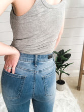 Load image into Gallery viewer, Light Wash High Rise 5 Button Down Jean
