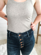 Load image into Gallery viewer, Dark Wash High Rise 5 Button Skinny Jeans
