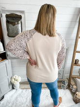 Load image into Gallery viewer, Ribbed and Leopard Print Long Sleeve Top
