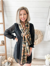 Load image into Gallery viewer, Cashmere Feeling Green and Orange Raw Hem Plaid Scarf
