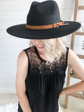 Load image into Gallery viewer, Black Wide Brim Tassel Hat

