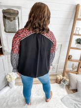 Load image into Gallery viewer, Multi Leopard Print Top With Rope Accent
