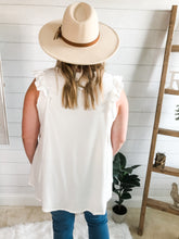 Load image into Gallery viewer, Plus Size Ruffled Detailed Cut Off Sleeve Top
