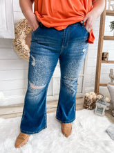 Load image into Gallery viewer, Plus Size Faded Leopard Print Distressed Flare Jeans
