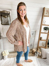 Load image into Gallery viewer, Leopard Print Lightweight Cardigan
