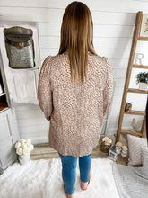 Load image into Gallery viewer, Leopard Print Lightweight Cardigan
