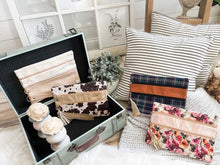 Load image into Gallery viewer, Floral Double Zipper Clutch - NO Wristlet Attached
