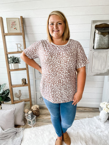 Plus Size Leopard T-Shirt