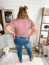 Load image into Gallery viewer, Plus Size 5 Button Down High Rise Distressed Jeans
