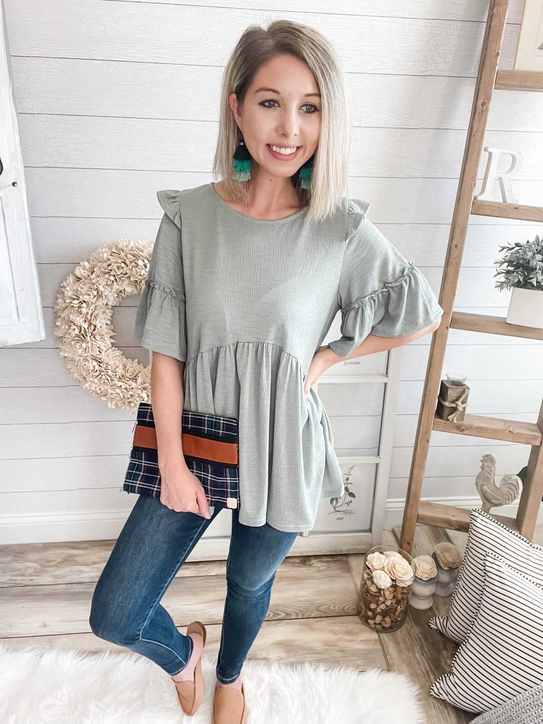 Textured Knit Ruffled Short Sleeve Babydoll Top
