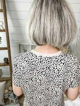 Load image into Gallery viewer, Apricot Cheetah Print Lightweight Top
