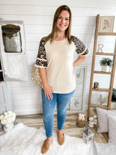 Load image into Gallery viewer, Ruffled Leopard Tiered Sleeve Top
