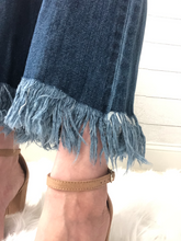Load image into Gallery viewer, High Rise 5 Button Down Frayed Hem Wide Ankle Cropped Jeans
